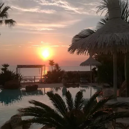 Holiday home Verdemare Con Piscina *