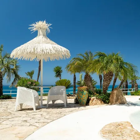 Verdemare Con Piscina Holiday home *