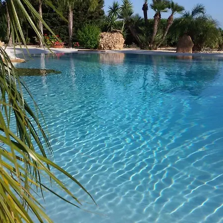 Verdemare Con Piscina Holiday home *